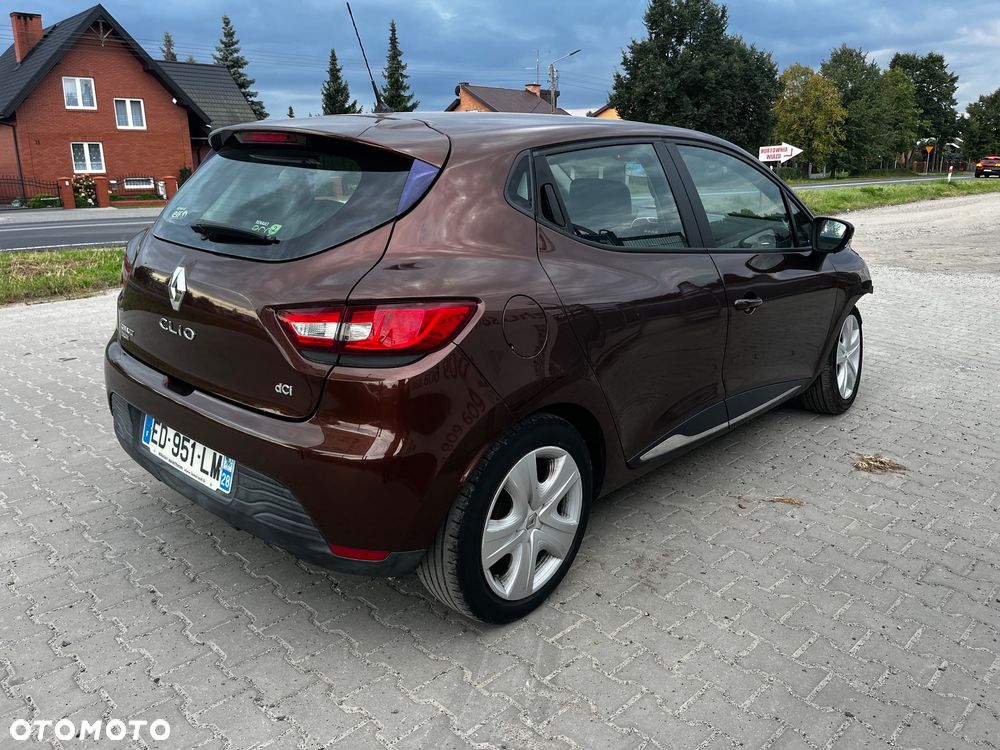 Renault Clio dCi 75 Expression - 6