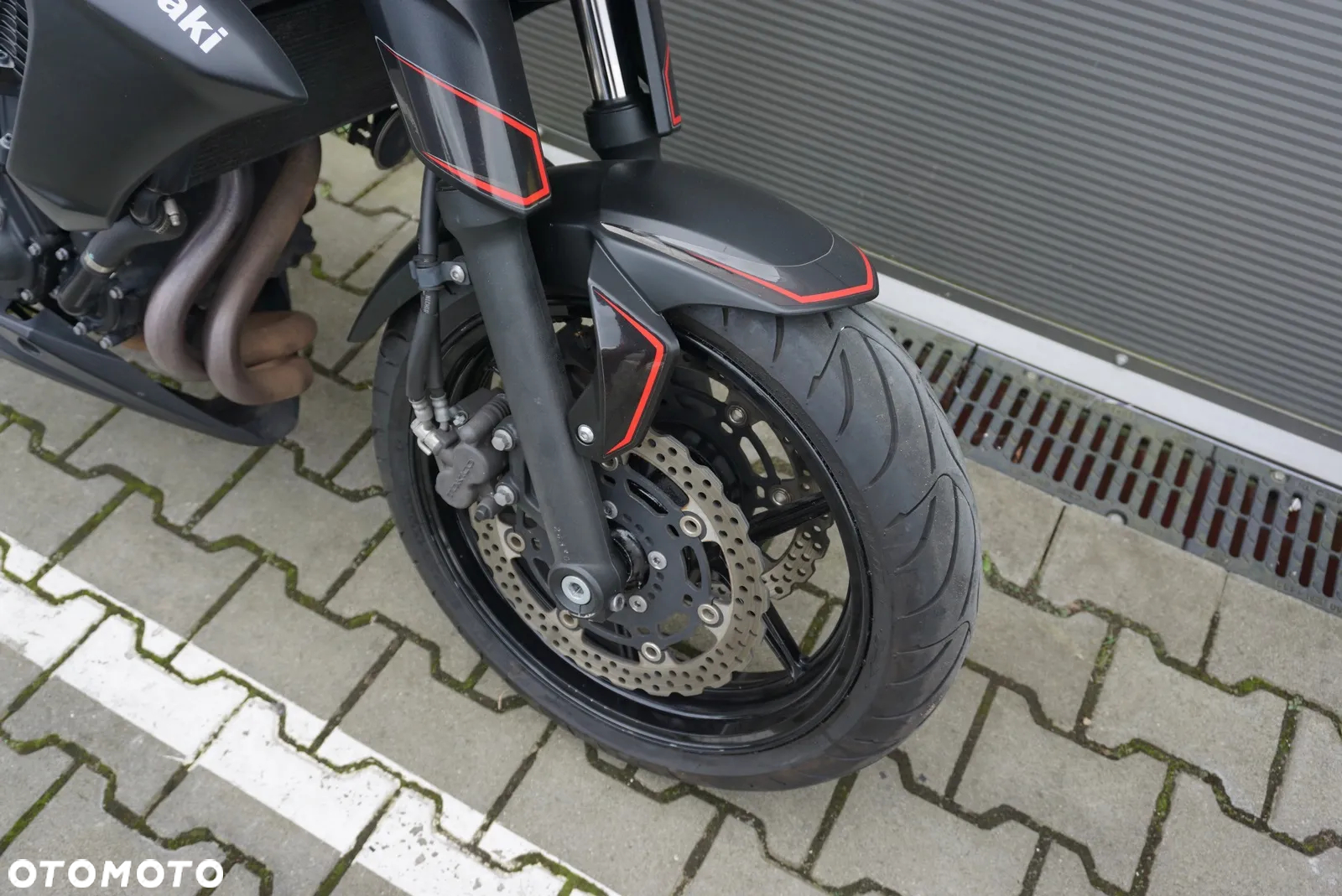 Kawasaki ER - 8