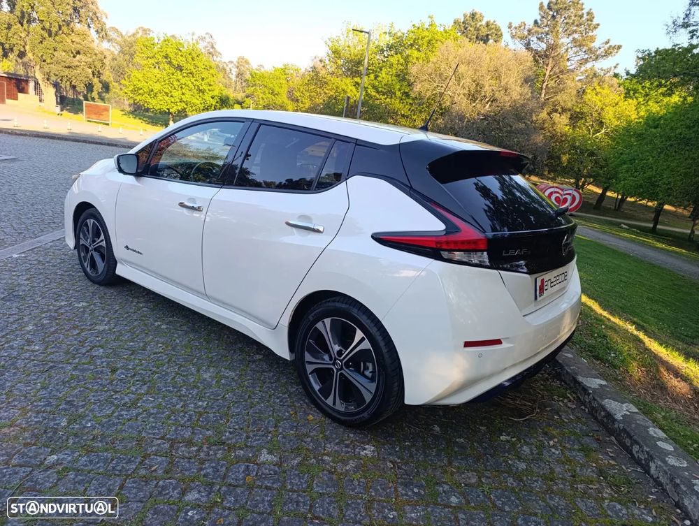 Nissan Leaf 40 kWh N-Connecta - 6