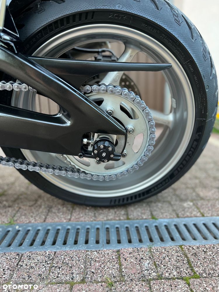 Yamaha FZ - 8