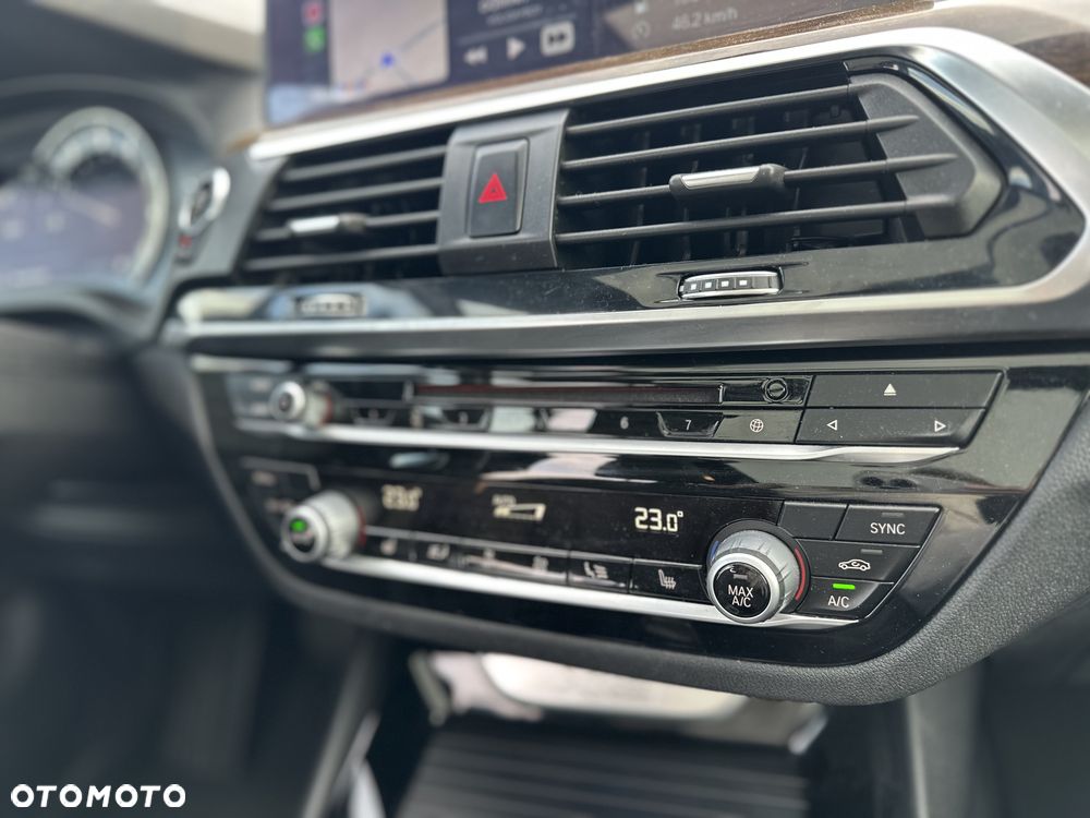 BMW X3 xDrive28i xLine sport - 24