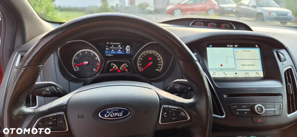 Ford Focus 2.0 EcoBoost ST-2 - 37