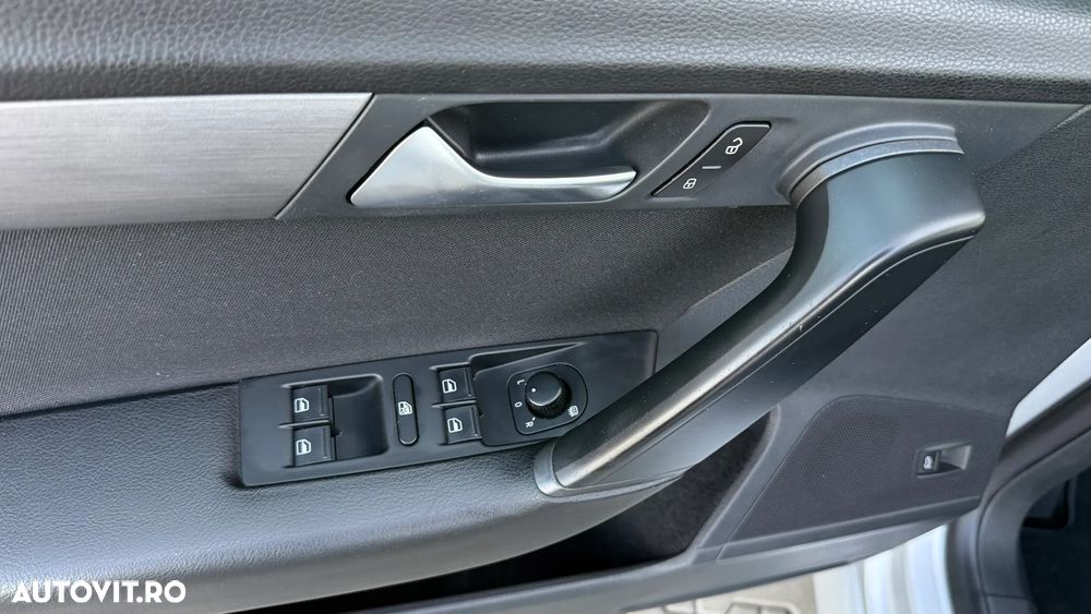 Volkswagen Passat 1.4 TSI Comfortline - 19