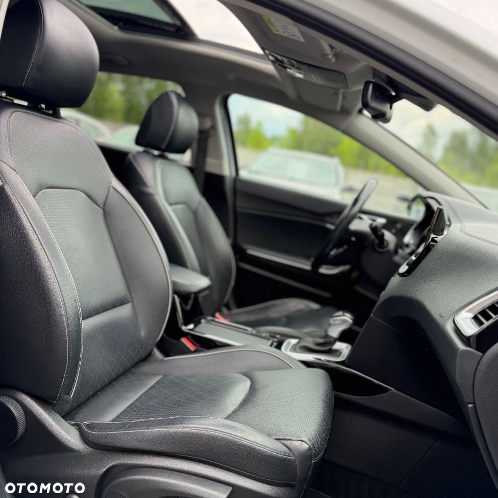 Kia Ceed - 39