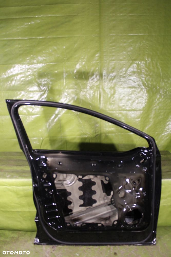 Drzwi Audi Q4 e-tron po 2021r. przód lewy - 2