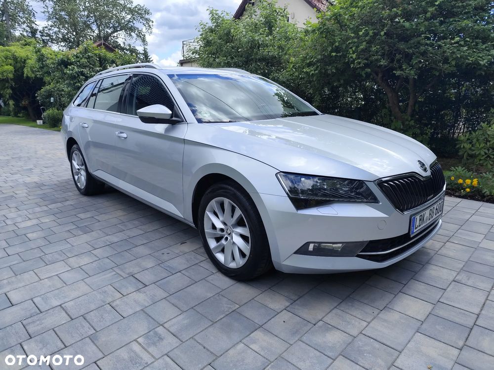 Skoda Superb 2.0 TDI SCR 4x4 Style DSG - 2