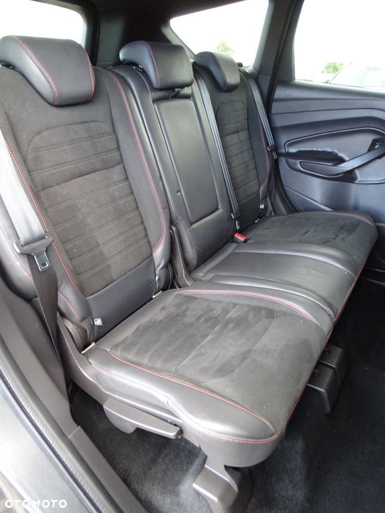 Ford Kuga 2.0 TDCi FWD ST-Line - 11