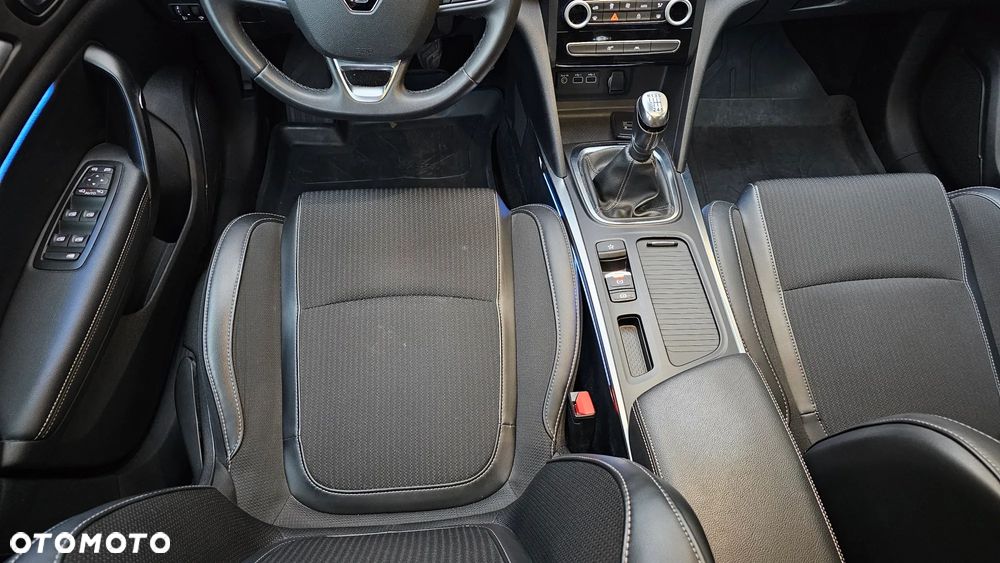 Renault Megane BLUE dCi 115 LIMITED - 24