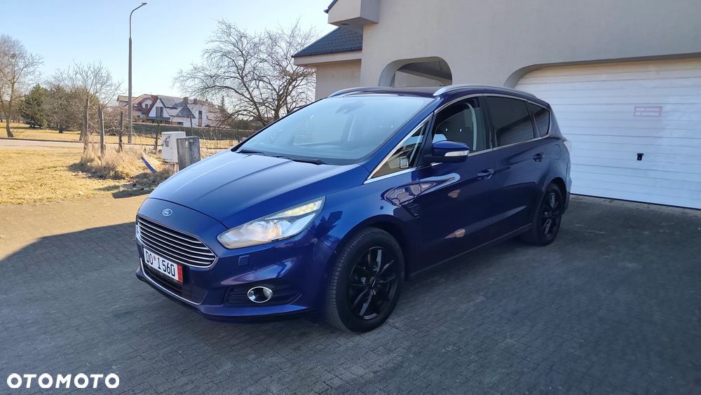 Ford S-Max 2.0 TDCi DPF Champions Edition - 31