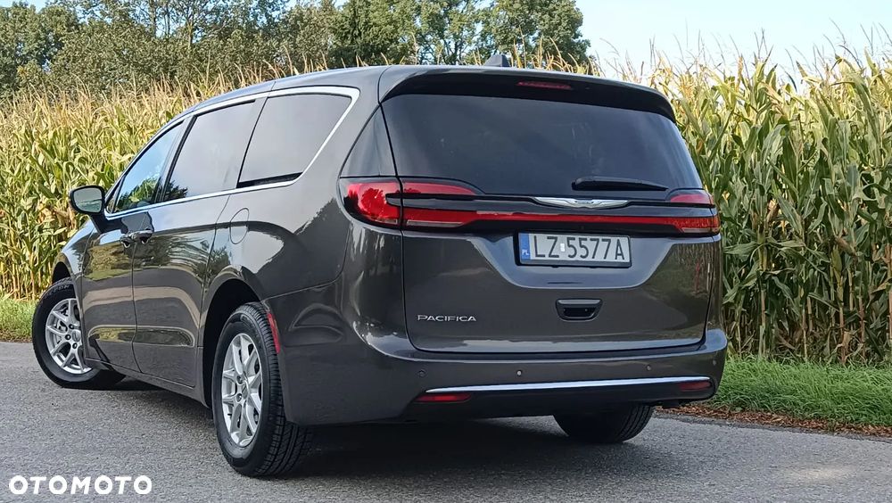 Chrysler Pacifica - 9