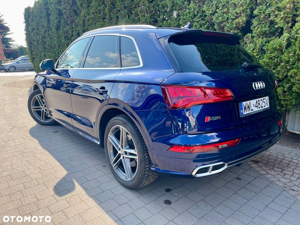 Audi SQ5 - 10