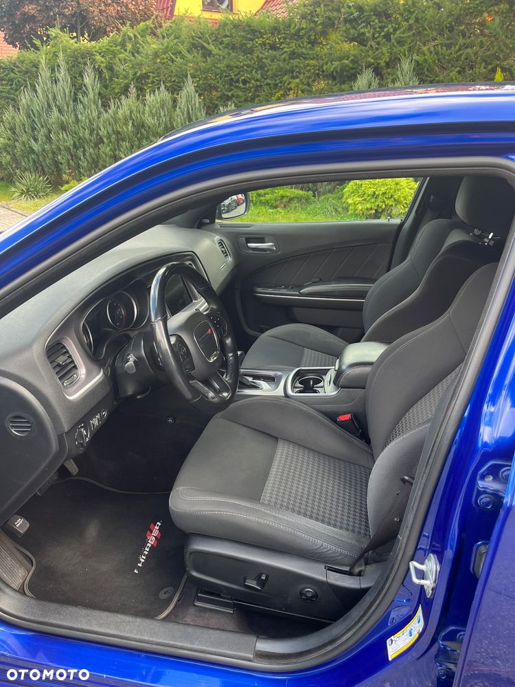 Dodge Charger 3.6 GT - 12