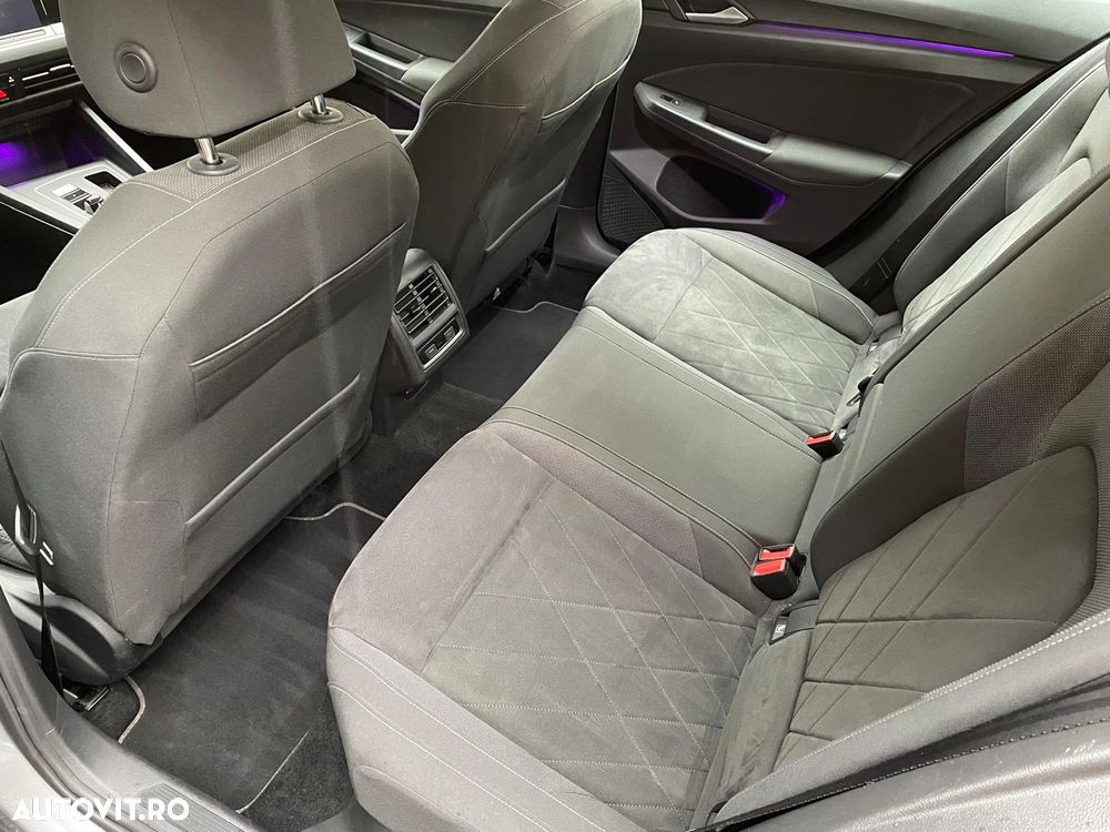 Volkswagen Golf 1.5 eTSI OPF DSG Style - 11