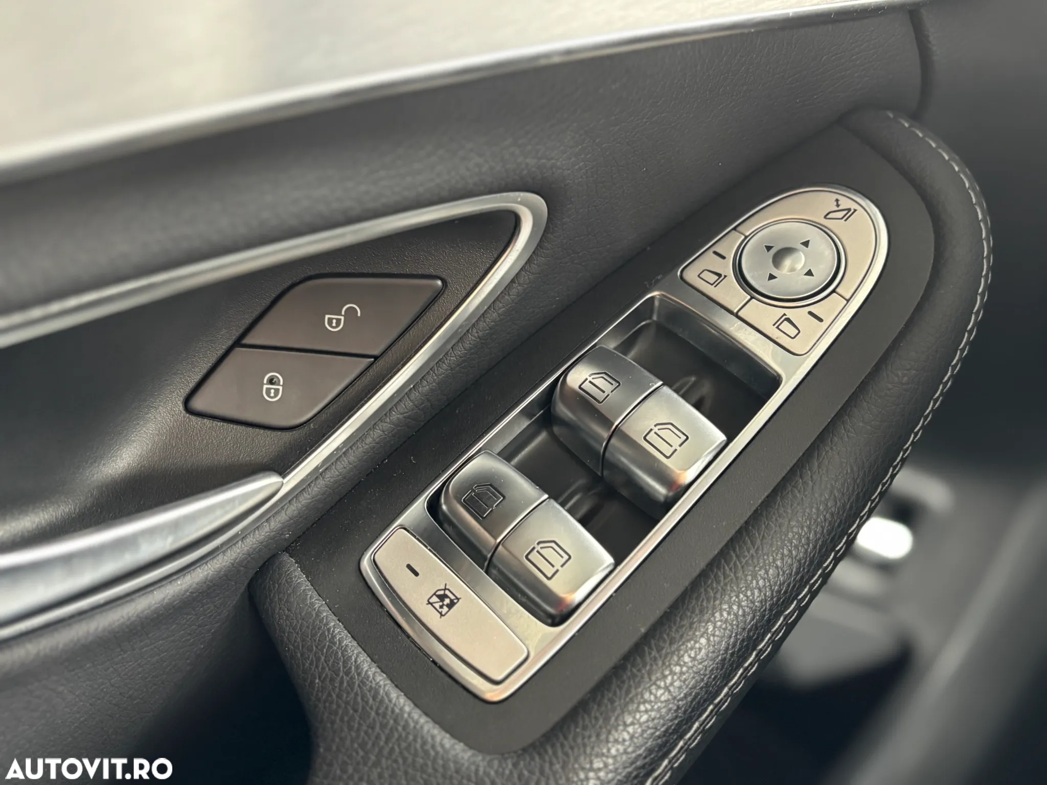 Mercedes-Benz C 200 d T 9G-TRONIC AMG Line - 33