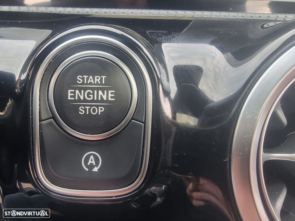 Mercedes-Benz A 180 - 30