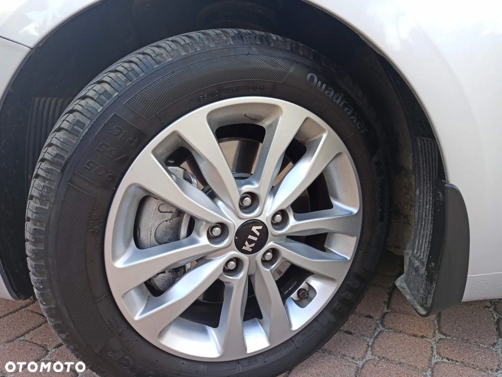 Kia Ceed 1.6 GDI L - 13