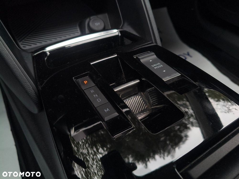 Citroën C4X 1.2 PureTech Shine Pack S&S EAT8 - 23