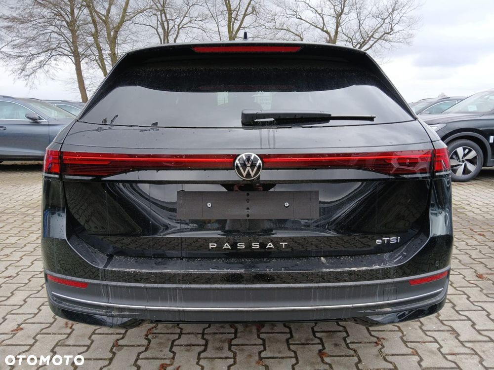Volkswagen Passat - 5