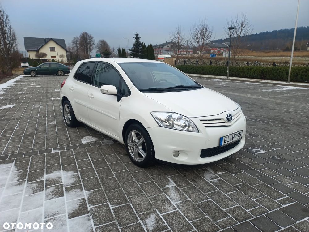 Toyota Auris 1.6 Life+ - 3