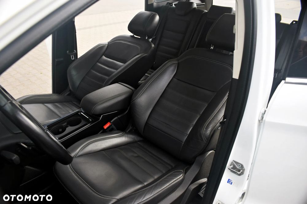 Ford Kuga 1.5 EcoBoost 4x4 Titanium - 34