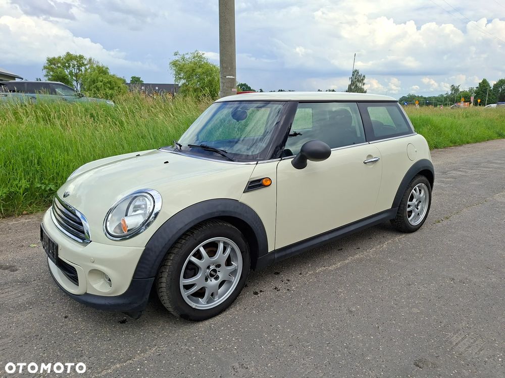 MINI ONE Standard - 13