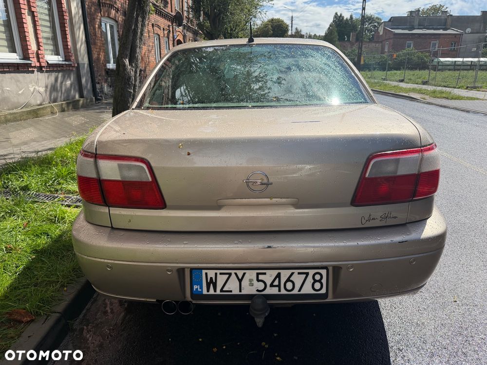 Opel Omega 2.2 Elegance - 6