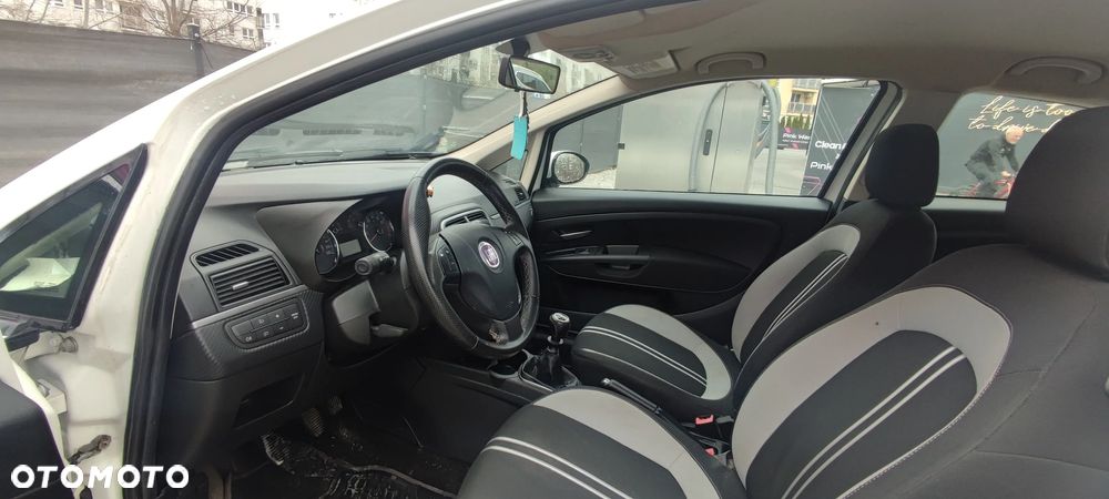 Fiat Grande Punto 1.4 8V - 25