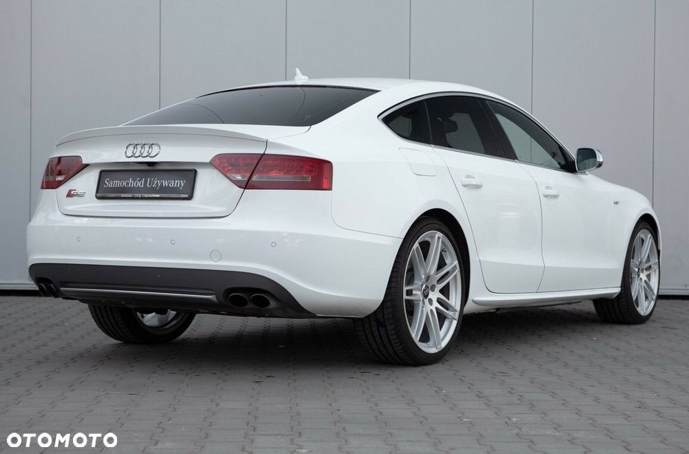 Audi S5 Coupé - 10