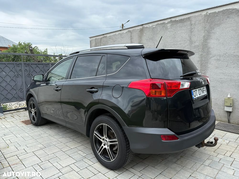 Toyota RAV4 2.2 D-4CAT 4WD Aut Executive - 6