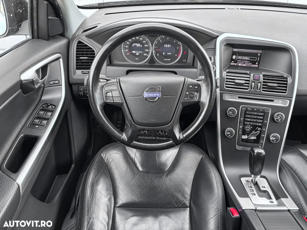 Volvo XC 60 - 6
