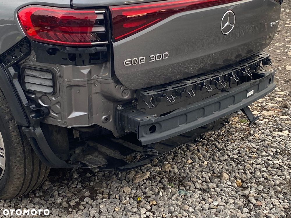 Mercedes-Benz EQB 300 66.5kWh 4-Matic Progressive - 3