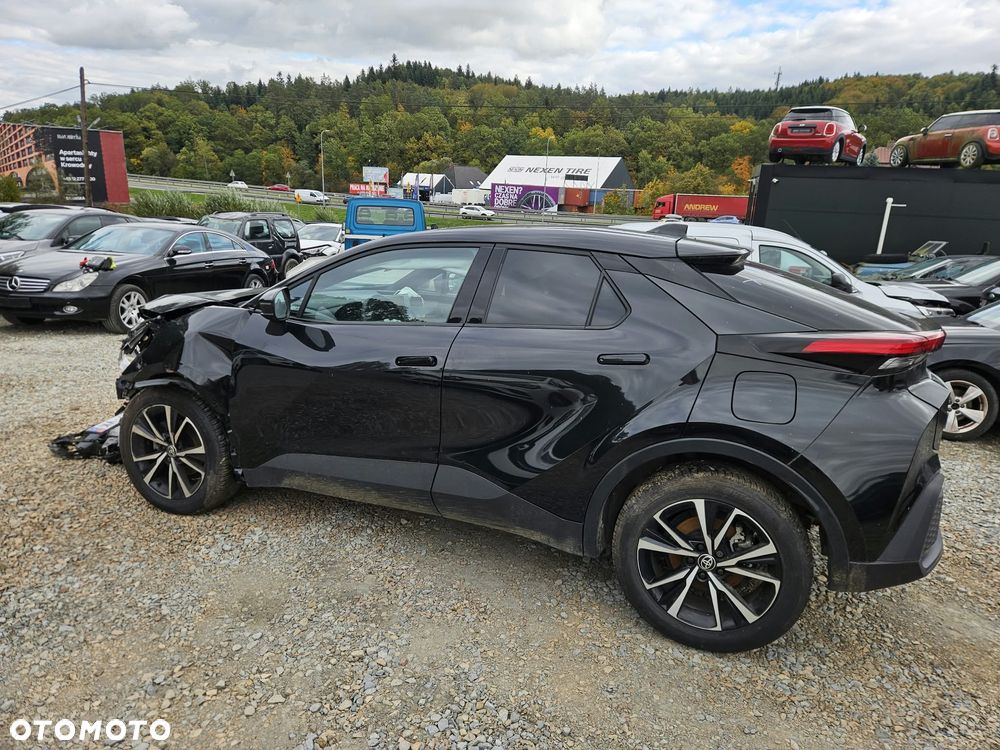 Toyota C-Hr 2024 photo 2