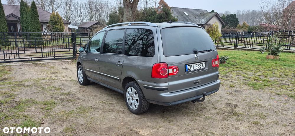 Volkswagen Sharan 2.0 TDI Highline - 6