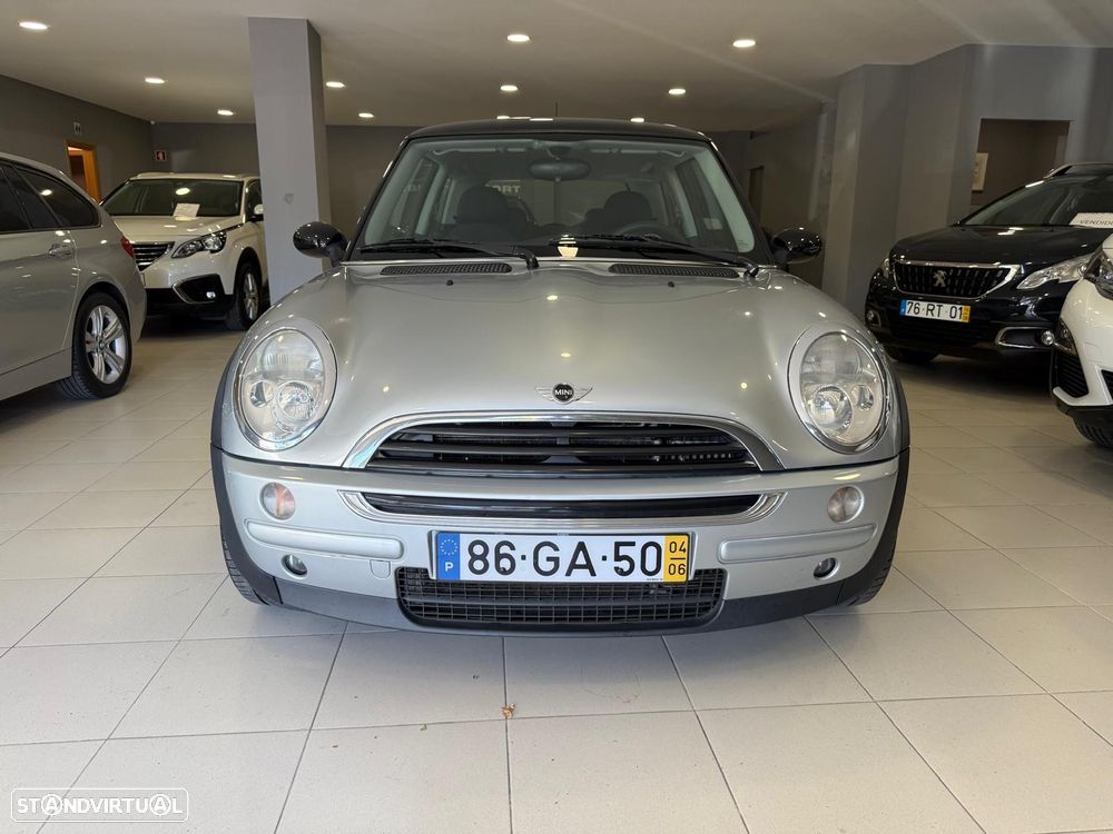MINI 3 Portas One 1.4 D - 15
