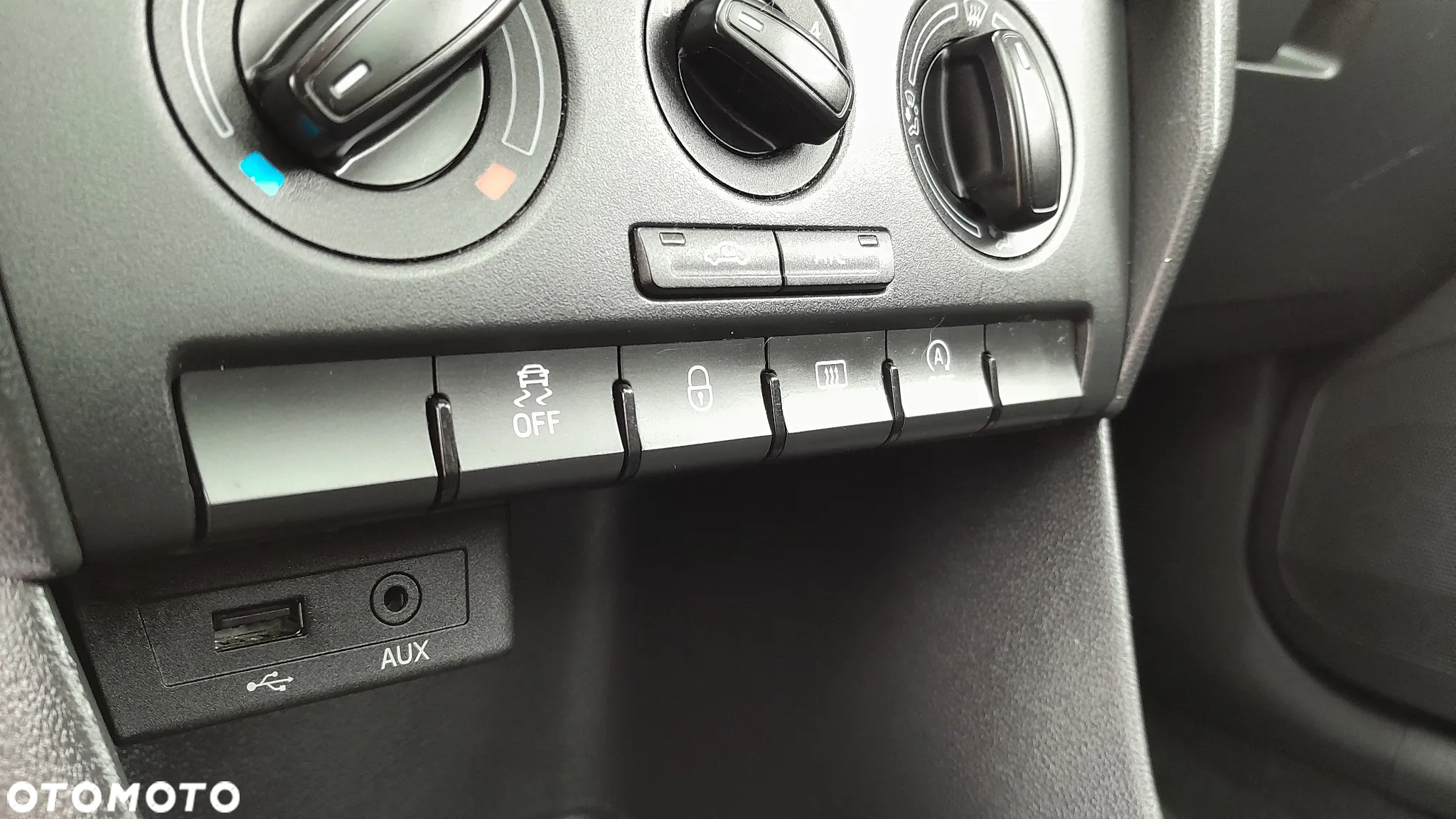 Skoda RAPID - 31