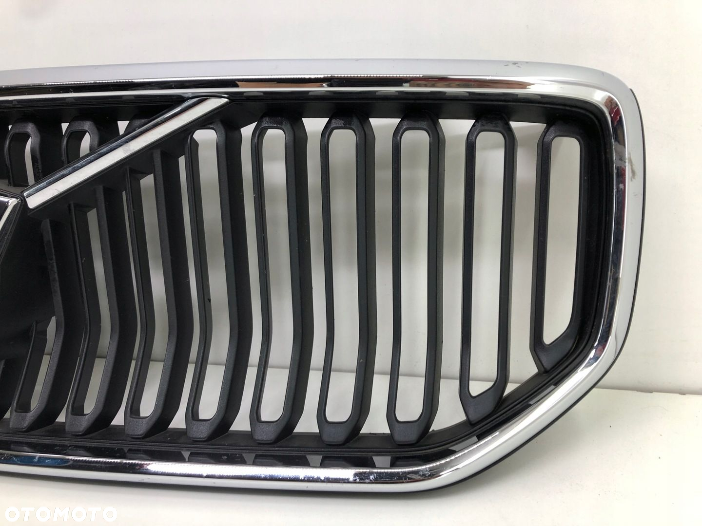 VOLVO XC40 ATRAPA GRILL ZDERZAKA PRZÓD 32365355 31479417 - 2