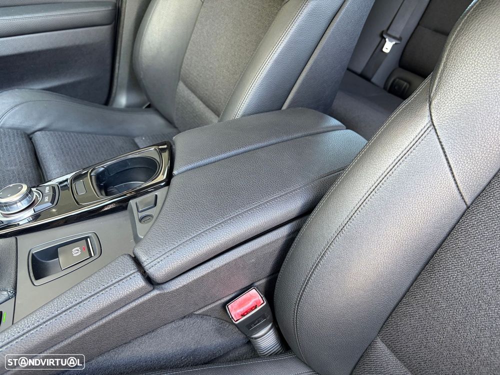 BMW 520 d Line Luxury - 10