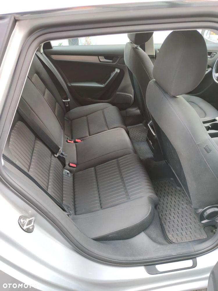 Audi A4 Avant 2.0 TDI - 23