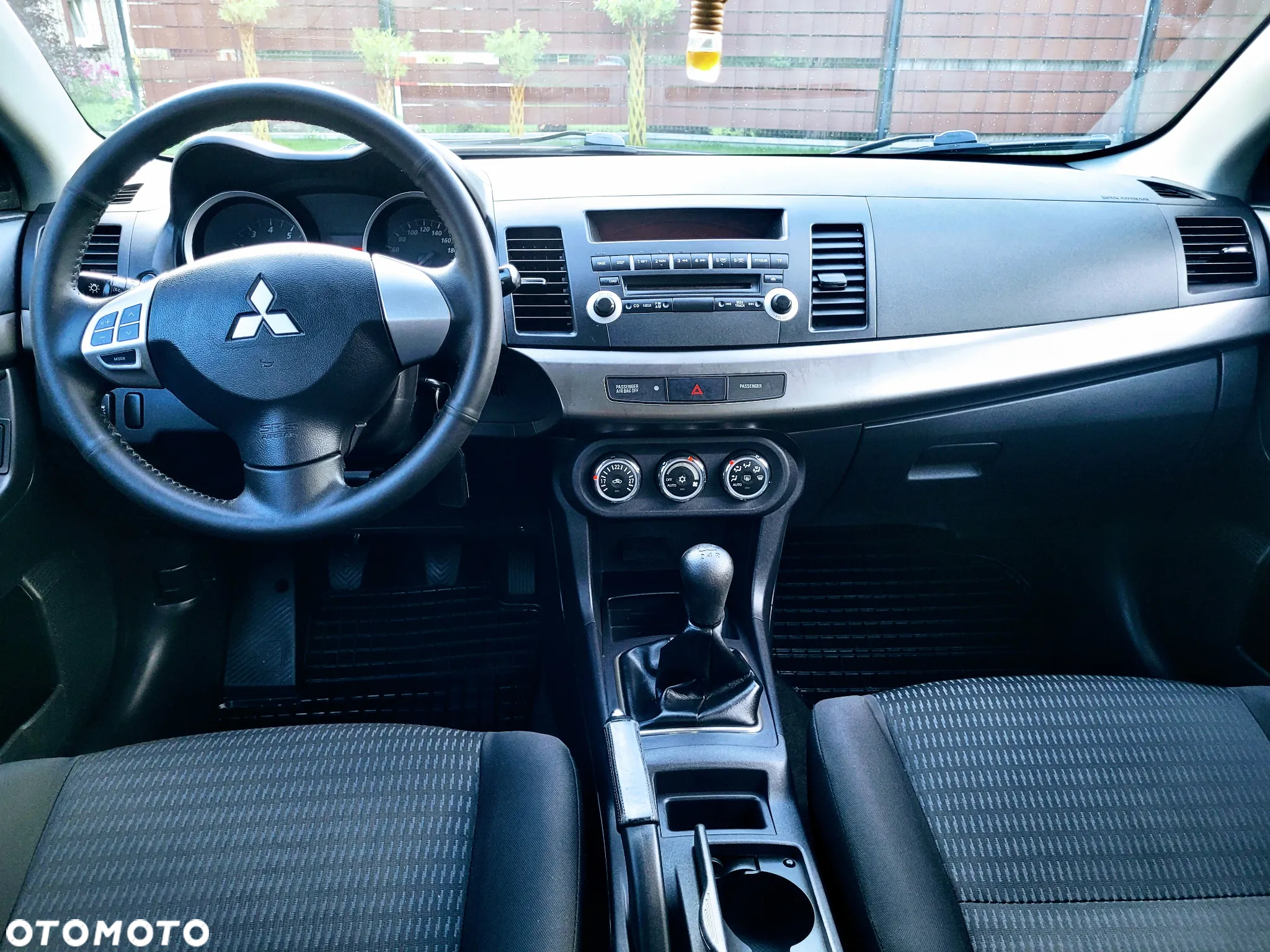 Mitsubishi Lancer 1.6 Invite - 6