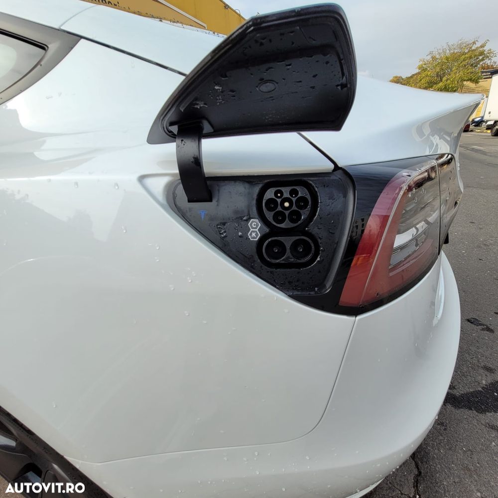 Tesla Model 3 Standard - 2