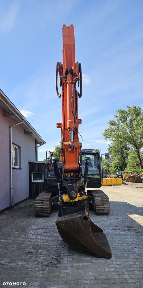 Hitachi ZX250LC-6 - 8