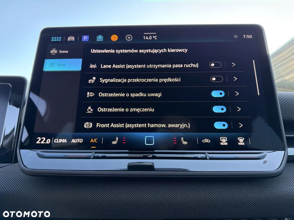 Volkswagen T-Roc 1.5 eTSI Life DSG - 33