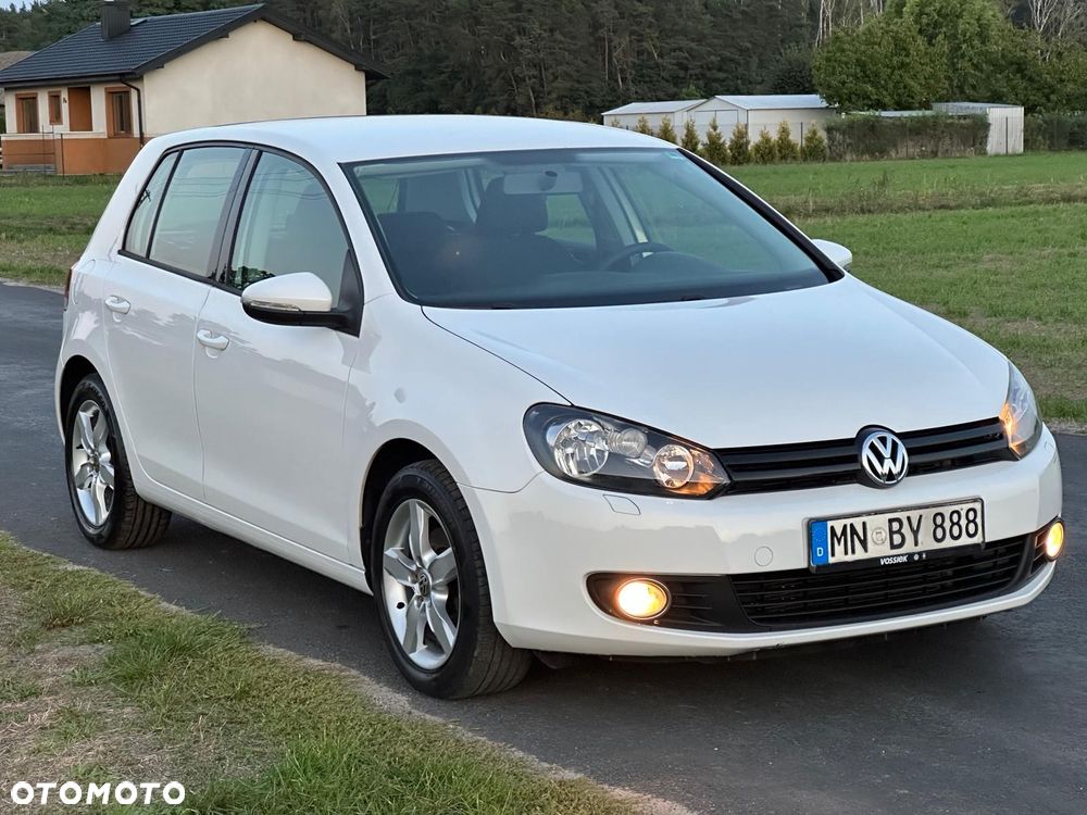 Volkswagen Golf - 8