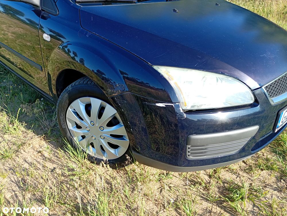 Ford Focus 1.6 Ambiente - 6