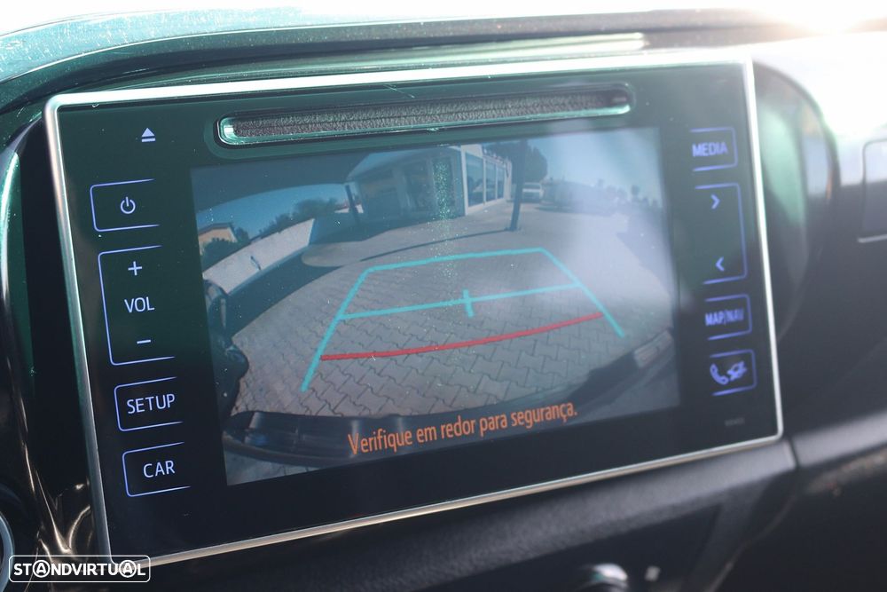 Toyota Hilux 2.4 D-4D 4WD Tracker - 25