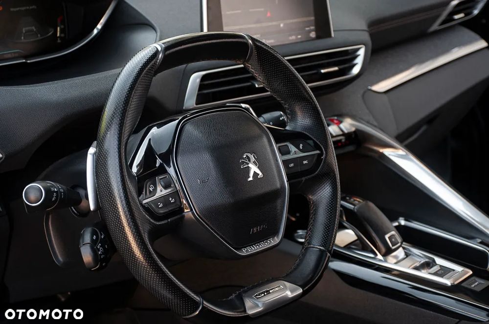 Peugeot 5008 155 THP Automatik Platinum - 24
