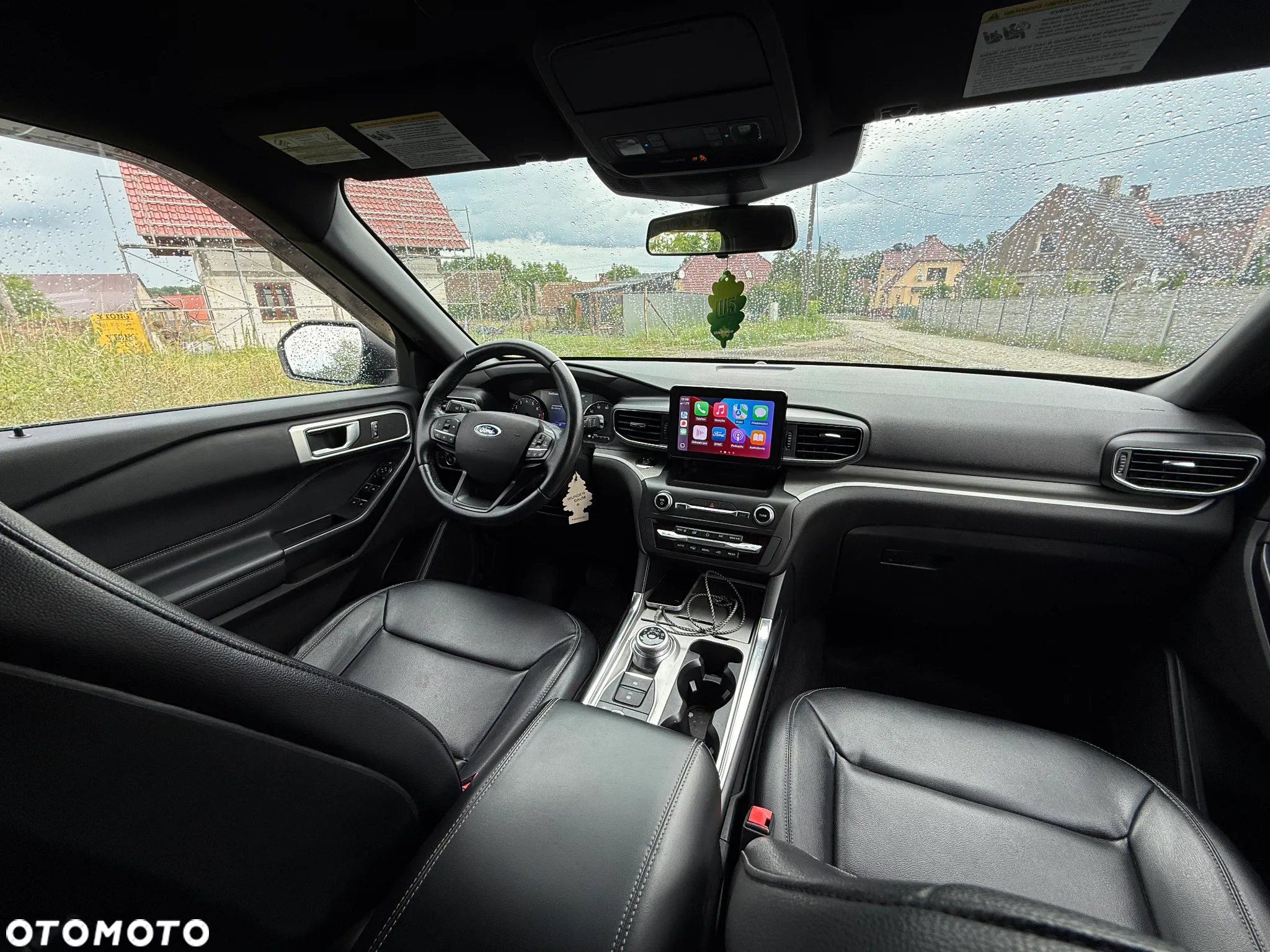 Ford Explorer - 13