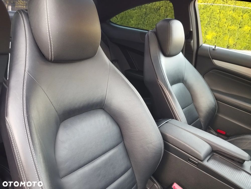 Mercedes-Benz Klasa C 350 CGI BlueEff - 18