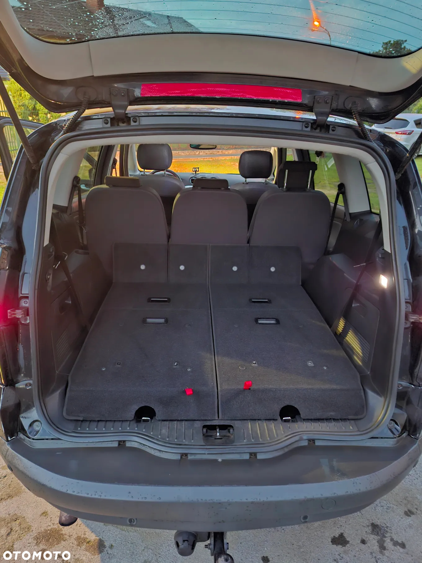 Ford S-Max - 10