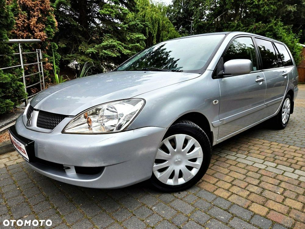 Mitsubishi Lancer - 2